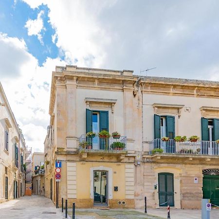 Andrea'S Hotel Lecce Bagian luar foto